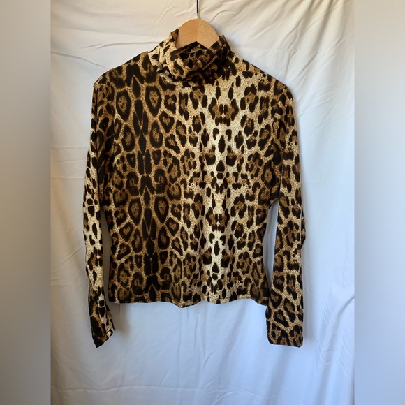 SHEIN Tops - Leopard turtleneck